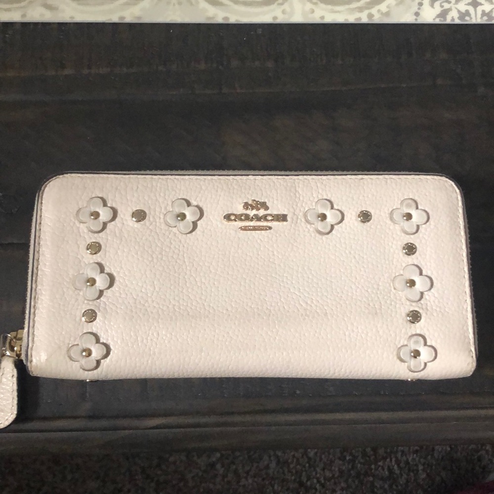 Coach slim accordion zip wallet w floral rivets